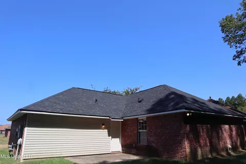 1114 Bullrun Dr, Byram, MS 39272 photo 10