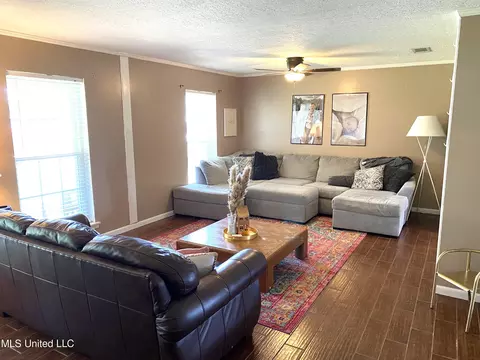 134 Scott Drive Dr, Forest, MS 39074 photo 2