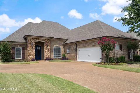 2914 Summer Oaks Pl, Southaven, MS 38672