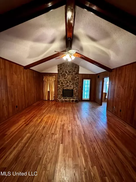 4661 S Big Horn Dr, Nesbit, MS 38651 photo 6