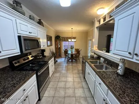 207 Stoneybrook Dr, Brandon, MS 39042 photo 6