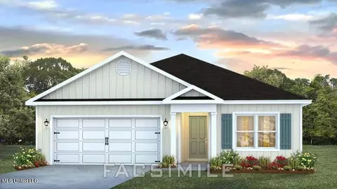 118 Mulberry Dr, Lucedale, MS 39452