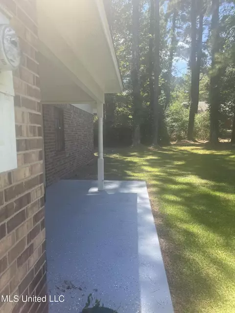 531 Briarcliff Cir, Jackson, MS 39212 photo 15