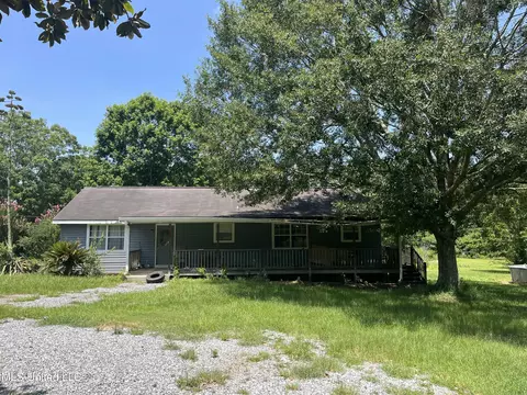 18004 W 3rd St, Saucier, MS 39574 photo 2