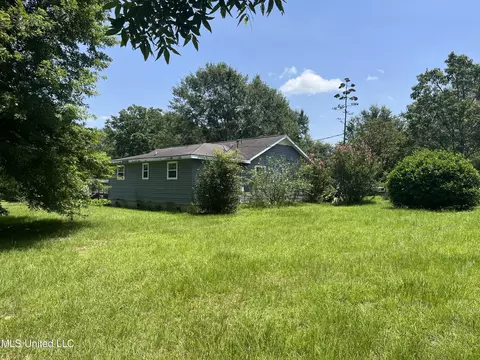 18004 W 3rd St, Saucier, MS 39574 photo 8