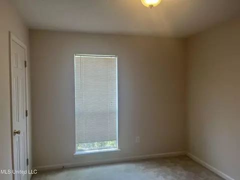 5004 Womack Dr, Byram, MS 39272 photo 14