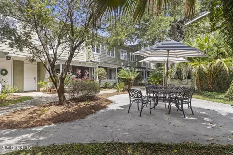 808 Desoto St #1, Ocean Springs, MS 39564