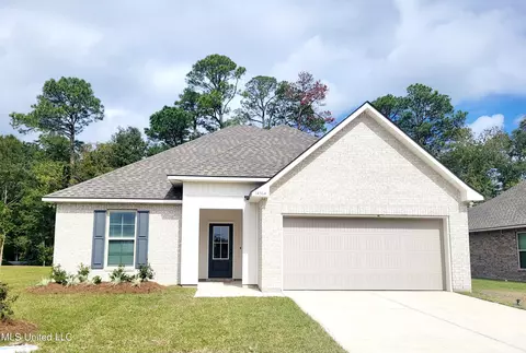 14364 Southern Elm Ave, Gulfport, MS 39503