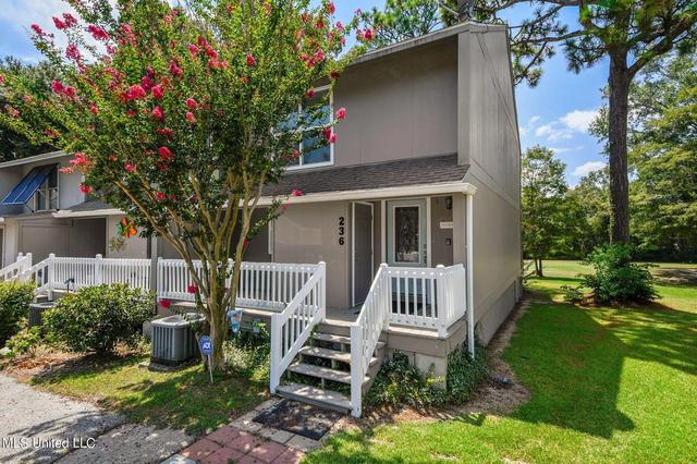 Condo/Townhouse for Sale in Diamondhead MS