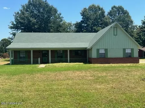 103 Kentwood Ln, Indianola, MS 38751
