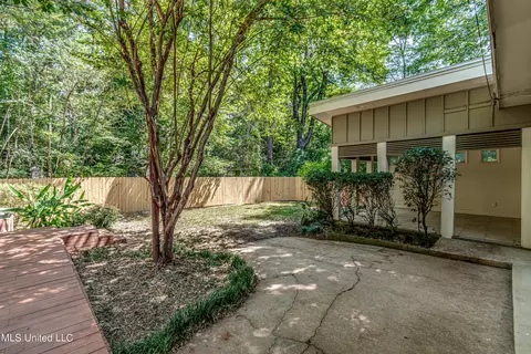 5428 Jamaica Dr, Jackson, MS 39211 photo 11