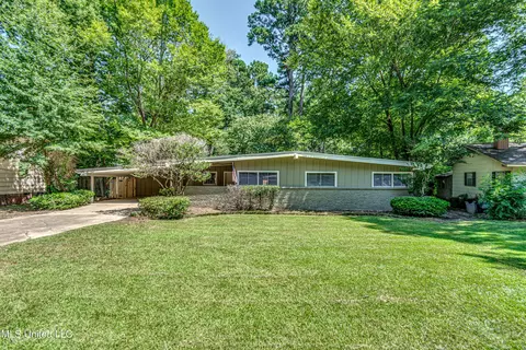 5428 Jamaica Dr, Jackson, MS 39211 photo 2