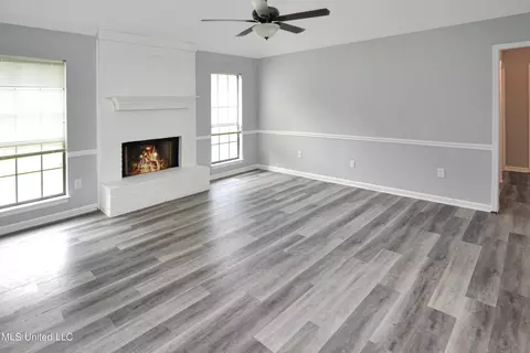 6771 Slash Pine Dr, Walls, MS 38680 photo 5
