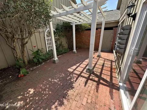 302 River Pl, Jackson, MS 39211 photo 9