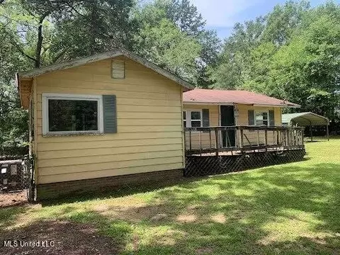 1025 Raymond Bolton Rd, Raymond, MS 39154