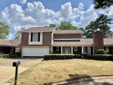 220 Old Oak Cir, Brandon, MS 39042