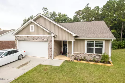 15029 Waterside Pl, Gulfport, MS 39503