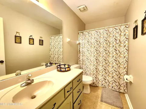 5305 Blocker St, Olive Branch, MS 38654 photo 26