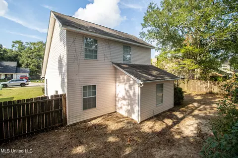 7 Oakmont Pl, Long Beach, MS 39560 photo 3