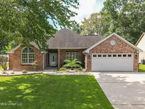 14985 S White Swan Dr, Gulfport, MS 39503