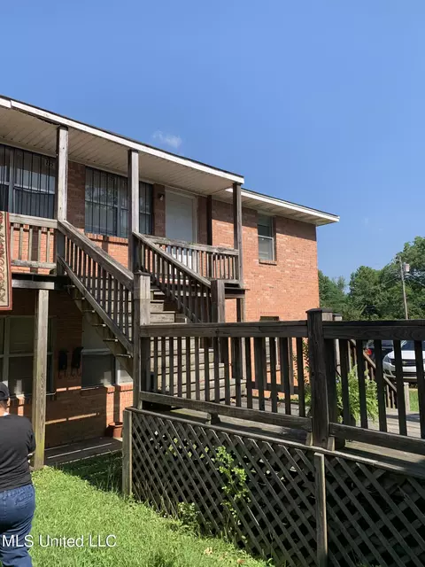 2923 Sunray Dr, Jackson, MS 39213 photo 2