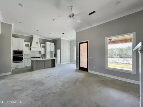 106 Waverly Dr, Florence, MS 39073 photo 2