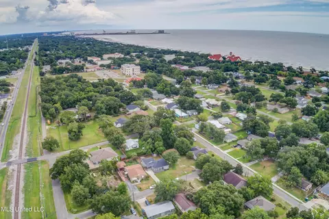 105 Thompson Dr, Long Beach, MS 39560 photo 34