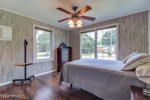 105 Thompson Dr, Long Beach, MS 39560 photo 15