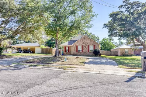 398 Grubbs Ave, Gulfport, MS 39507