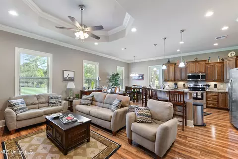 87114 Highpoint Dr, Diamondhead, MS 39525 photo 2
