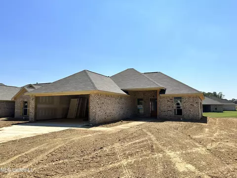 514 Silver Hl, Pearl, MS 39208