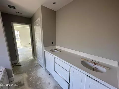 802 Silver Pt, Pearl, MS 39208 photo 2