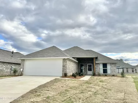 803 Silver Pt, Pearl, MS 39208