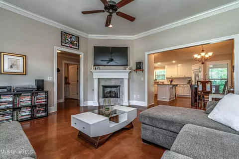 606 Greenfield Ridge Dr, Brandon, MS 39042 photo 2