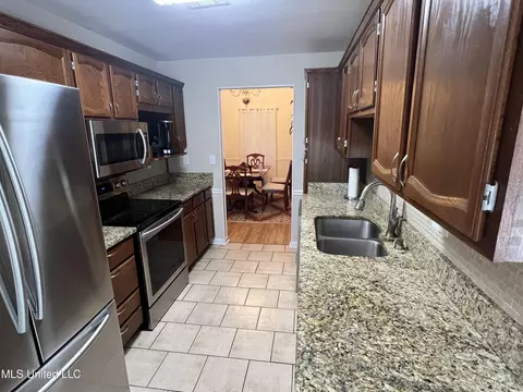 6502 Poplar Corner Rd, Walls, MS 38680 photo 10