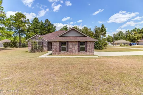 19619 Rudd Dr, Saucier, MS 39574 photo 2