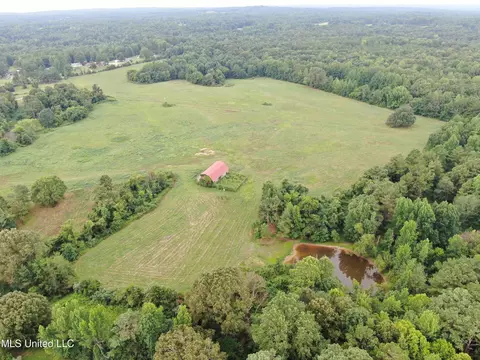 1700 Thomas Rd, Waterford, MS 38685
