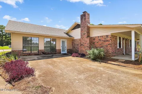 576 Way Rd, Canton, MS 39046 photo 4