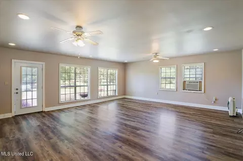 576 Way Rd, Canton, MS 39046 photo 23