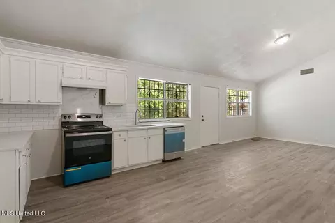 222 Valley Ridge Dr, Jackson, MS 39206 photo 7