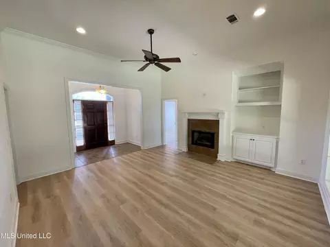 125 Stapleton Dr, Canton, MS 39046 photo 9
