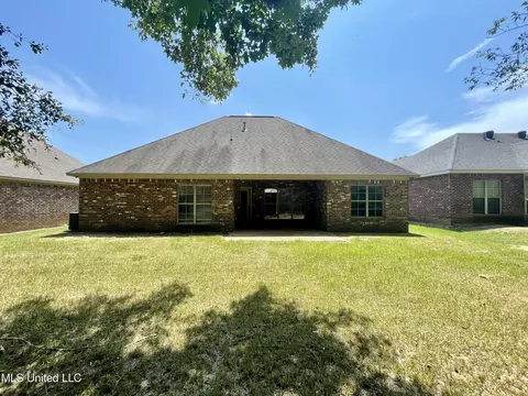 125 Stapleton Dr, Canton, MS 39046 photo 4
