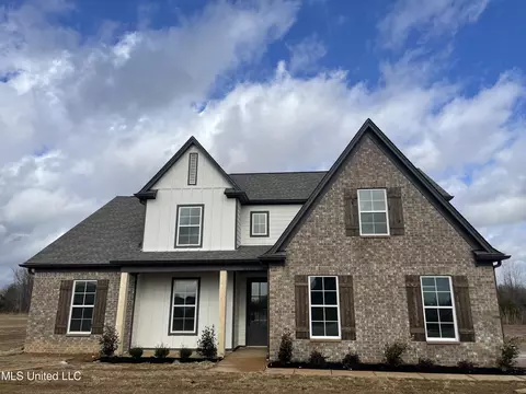 5296 Douglas Dr, Olive Branch, MS 38654