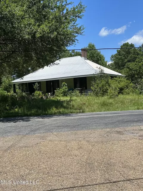 499 Seventh Day Rd, Florence, MS 39073
