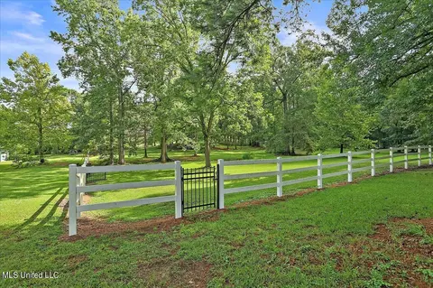 2385 N Midway Rd, Clinton, MS 39056 photo 42