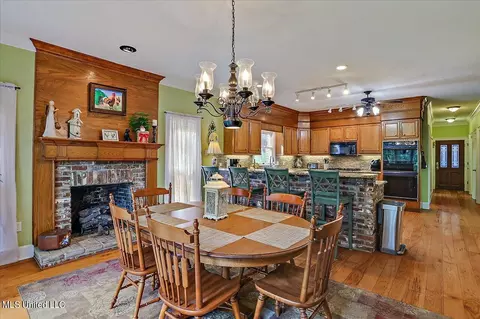 2385 N Midway Rd, Clinton, MS 39056 photo 12