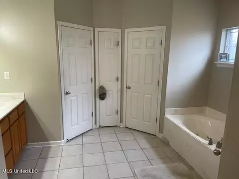 980 Clubhouse Dr, Hernando, MS 38632 photo 7