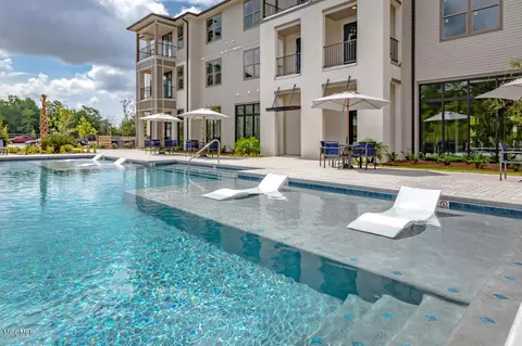 2501 Bienville Blvd #426, Ocean Springs, MS 39564