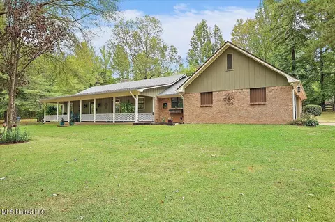 276 Springwood Dr, Terry, MS 39170 photo 5