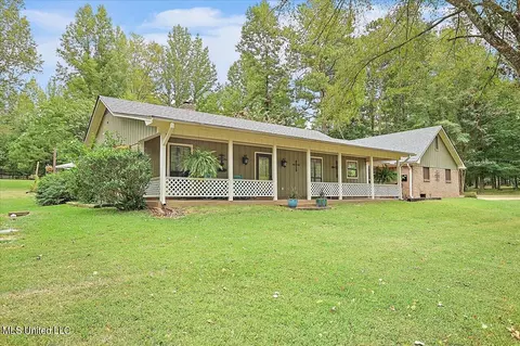276 Springwood Dr, Terry, MS 39170 photo 7